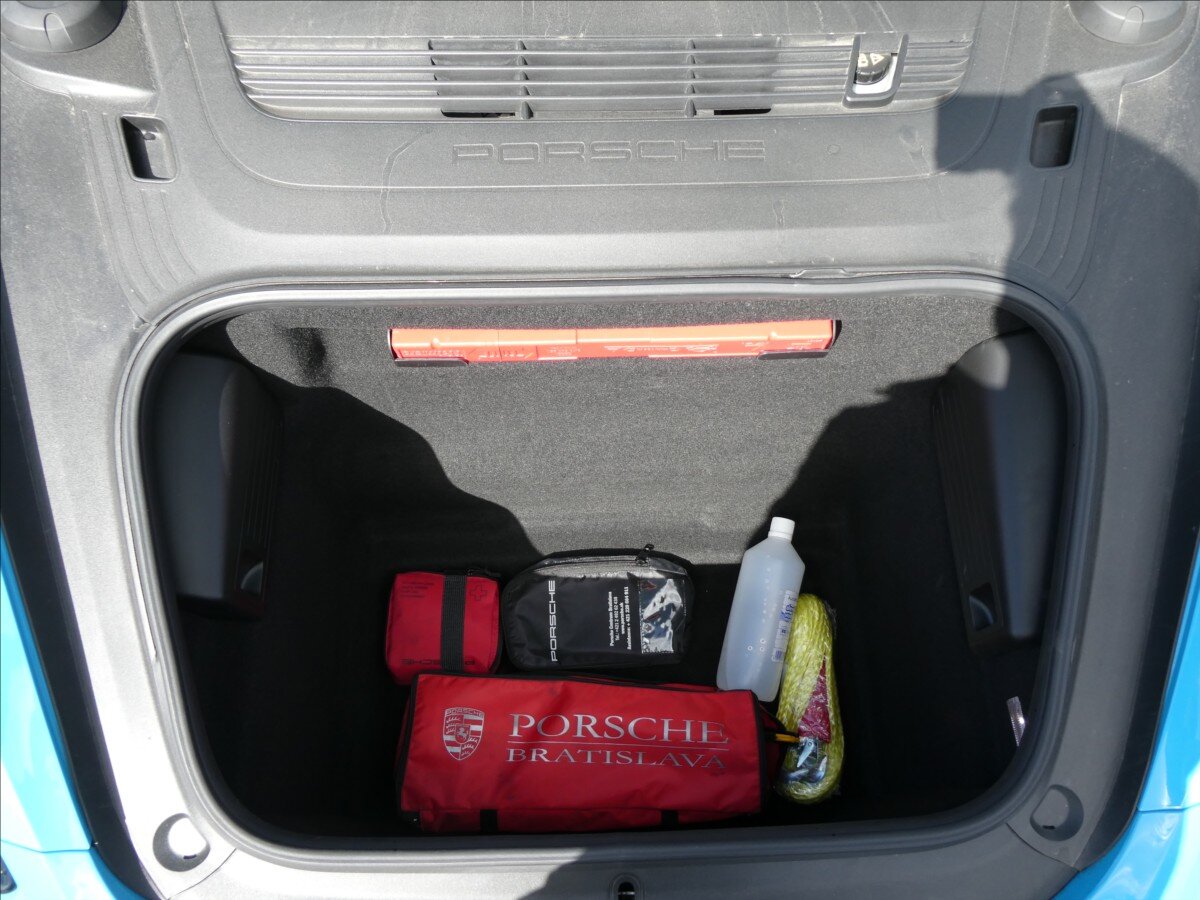 Porsche Cayman Kupé 2,5 l 257 kw