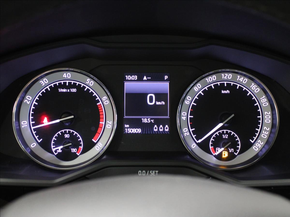 Škoda Superb Sedan / Limuzína 1,8 l 132 kw