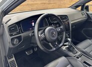 Volkswagen Golf Hatchback 2,0 l 228 kw
