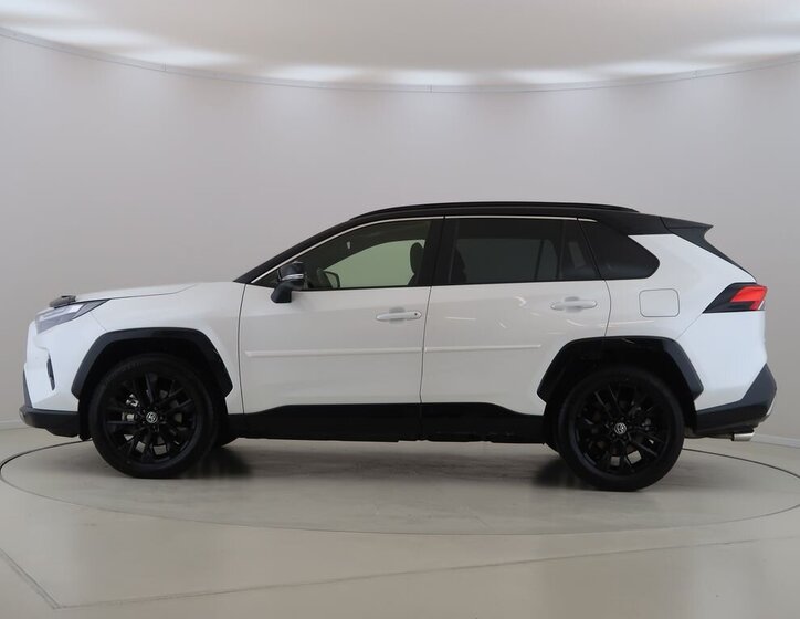 Toyota RAV4 SUV 2,5 l 131 kw