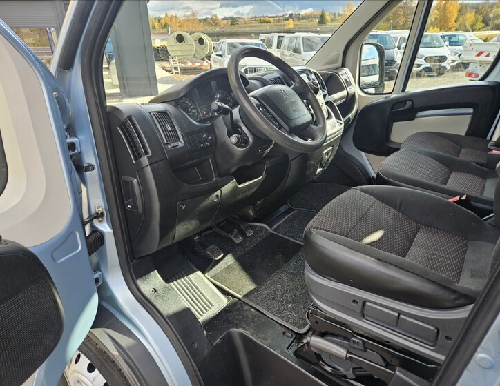 Peugeot Boxer 8