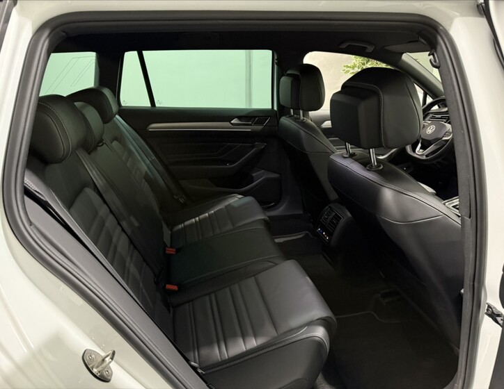 Volkswagen Passat 23