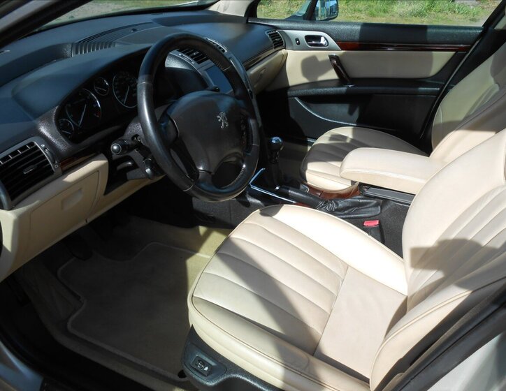 Peugeot 407 Kombi 2,2 l 120 kw