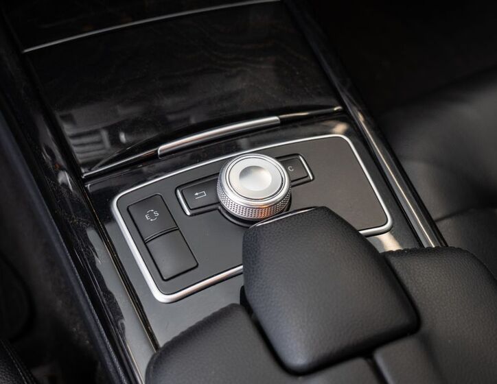 Mercedes-Benz Třídy E 16