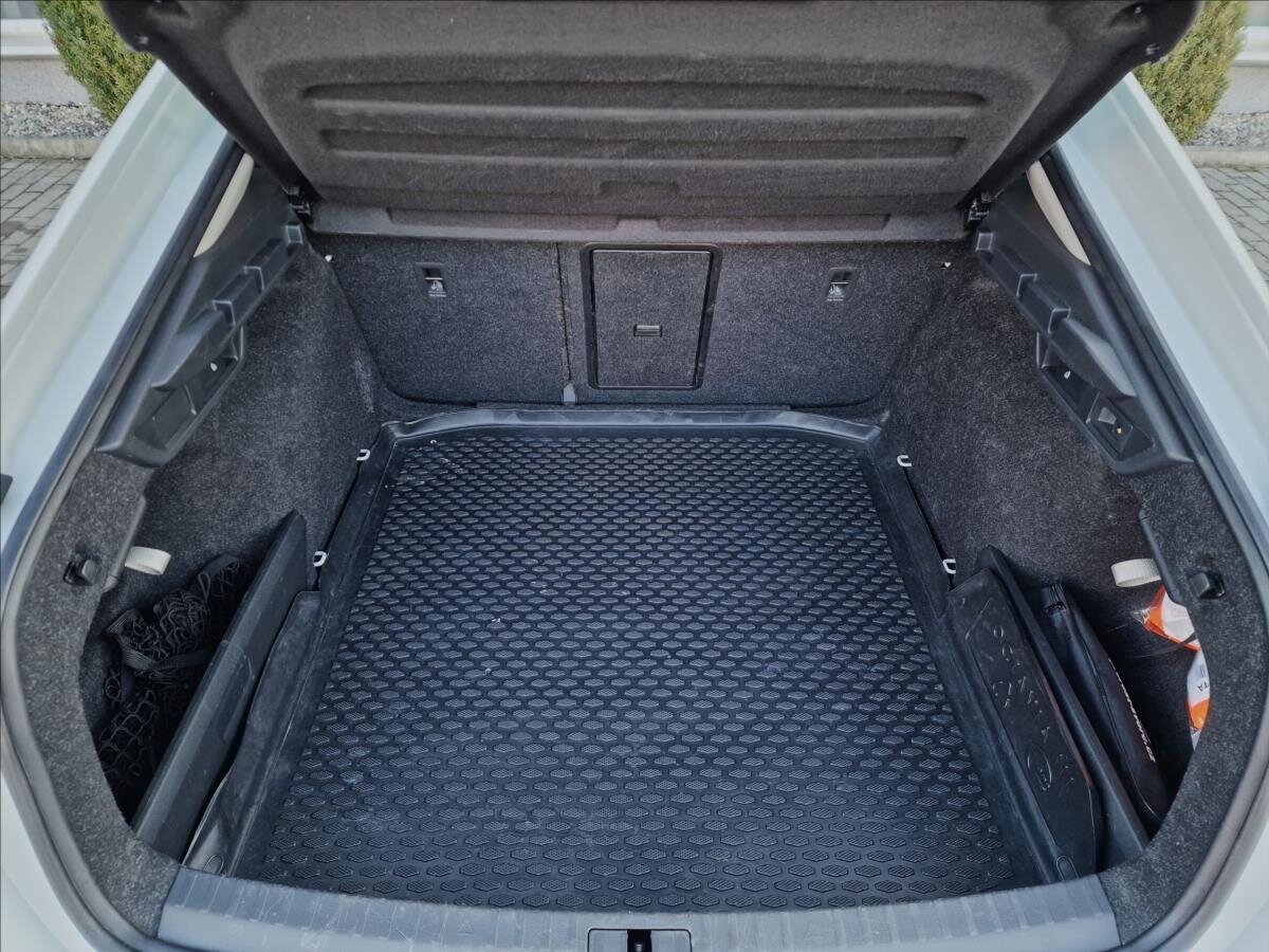 Škoda Octavia Liftback 2,0 l 85 kw