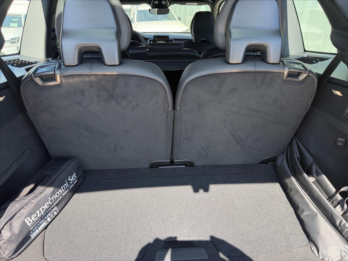 Volvo XC90 SUV / Terénní 2,0 l 0