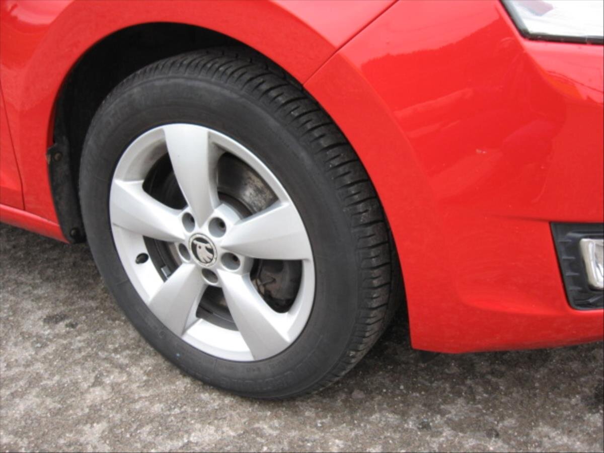 Škoda Rapid Hatchback 1,2 l 81 kw