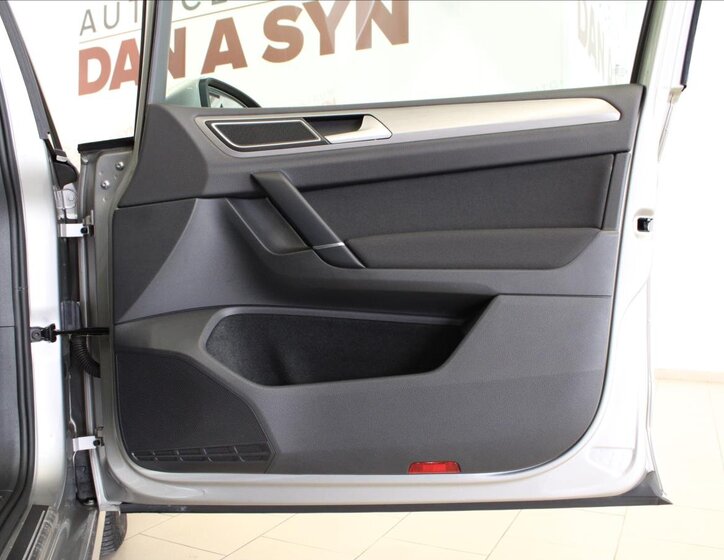 Volkswagen Golf Sportsvan Kombi 2,0 l 110 kw