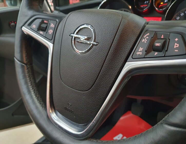 Opel Astra Hatchback 1,4 l 103 kw