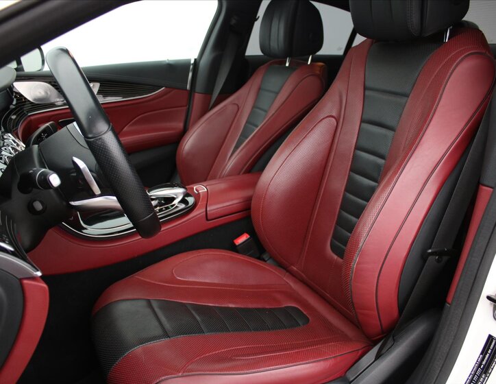 Mercedes-Benz CLS 10