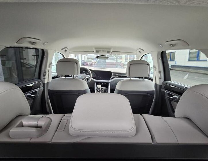 Volkswagen Touareg SUV 3,0 l 210 kw