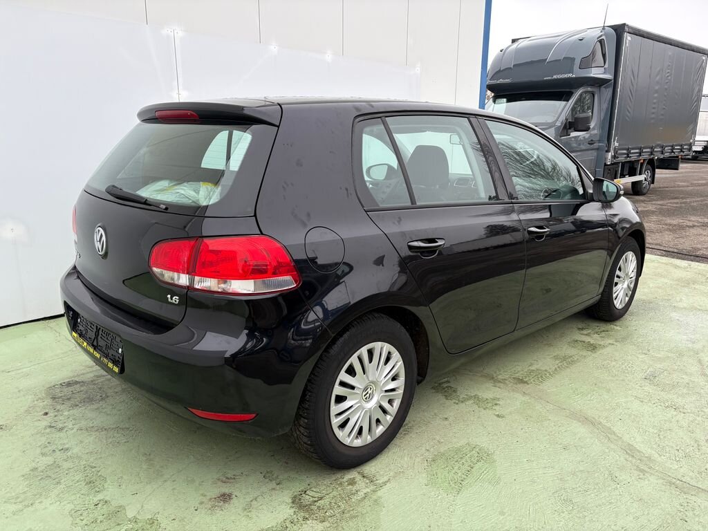 Volkswagen Golf Hatchback 1,6 l 75 kw
