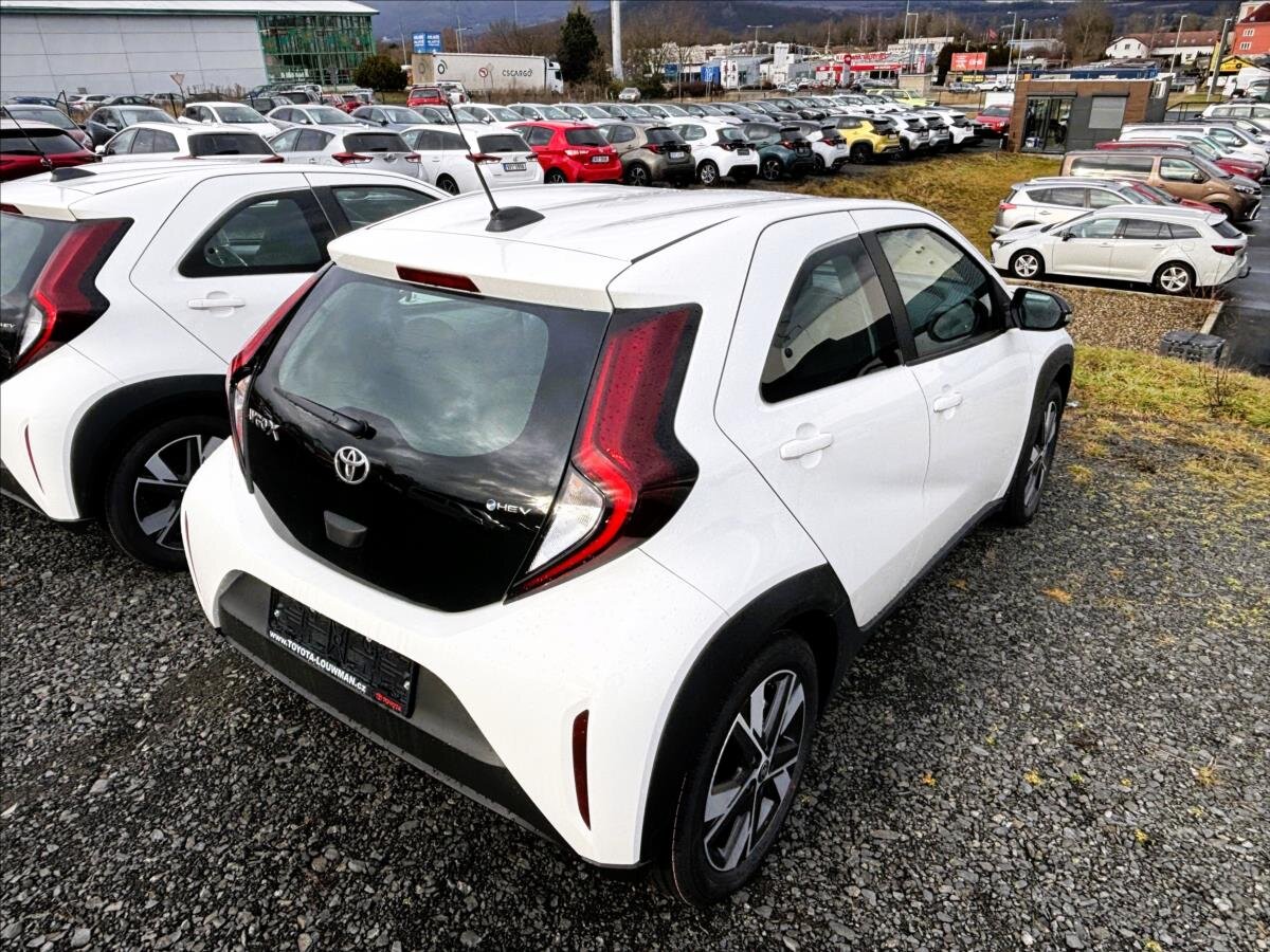 Toyota Aygo Hatchback 1,5 l 85 kw