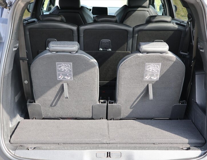 Peugeot 5008 SUV / Terénní 1,2 l 96 kw