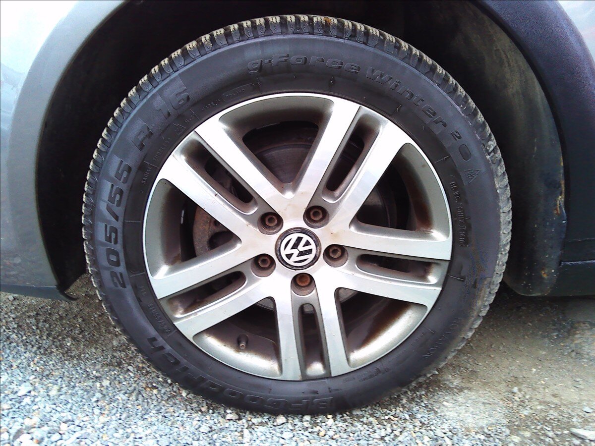 Volkswagen Touran Kombi 2,0 l 103 kw