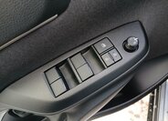 Toyota Yaris Cross 16