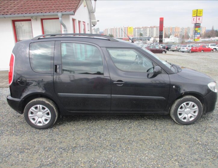 Škoda Roomster Kombi 1,2 l 51 kw