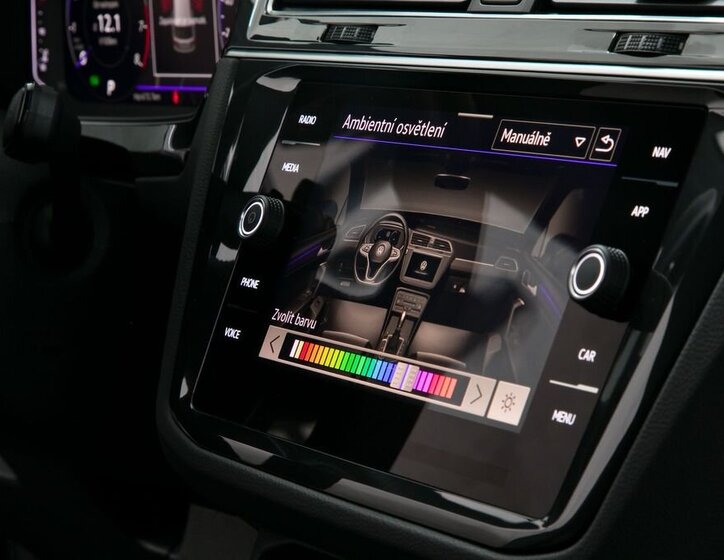 Volkswagen Tiguan SUV 2,0 l 235 kw