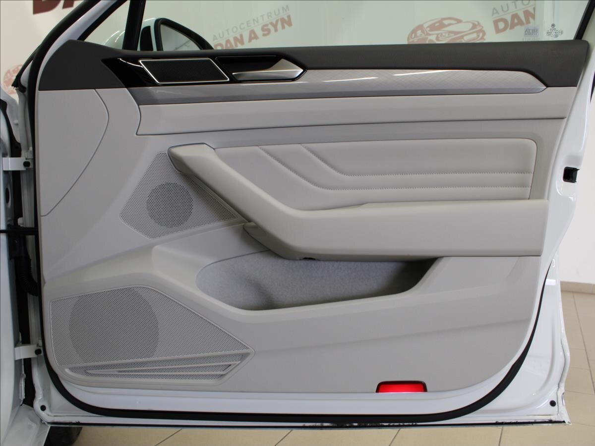 Volkswagen Passat Sedan 1,4 l 115 kw