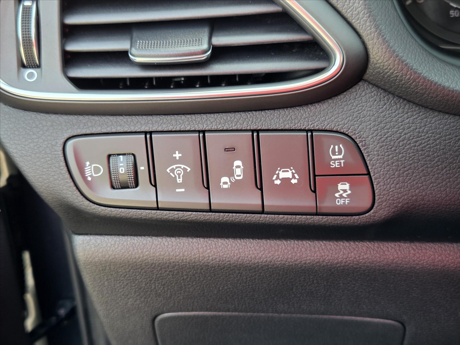 Hyundai i30 Hatchback 1,4 l 103 kw