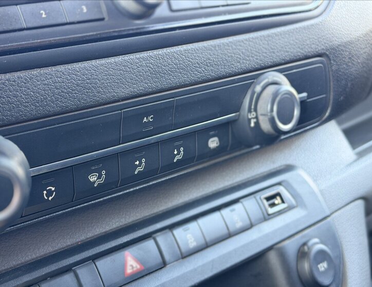 Peugeot Expert Skříň 2,0 l 110 kw