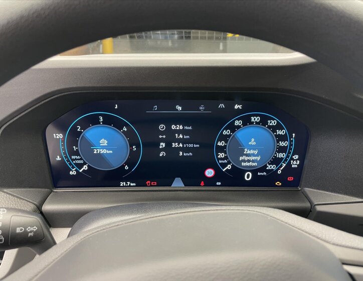 Volkswagen Caravelle 8