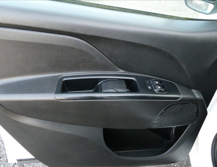 Fiat Dobló cargo Pick-up 1,4 l 88 kw