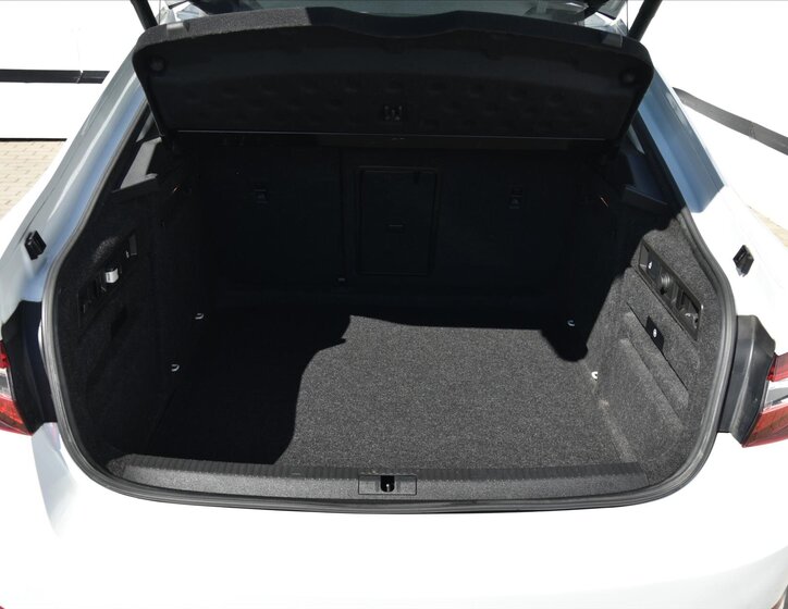 Škoda Superb Liftback 2,0 l 110 kw