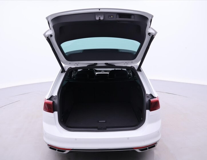 Volkswagen Passat Kombi 2,0 l 200 kw