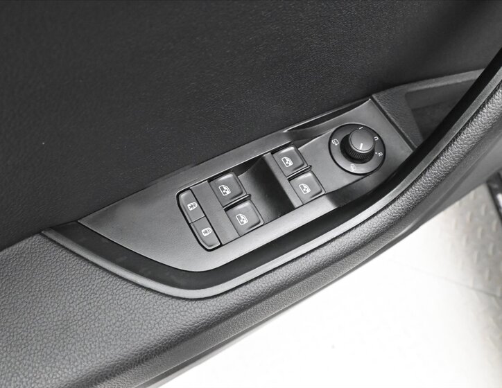 Škoda Superb Kombi 2,0 l 110 kw