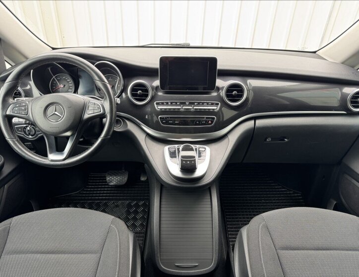 Mercedes-Benz Třídy V Kombi 2,1 l 120 kw