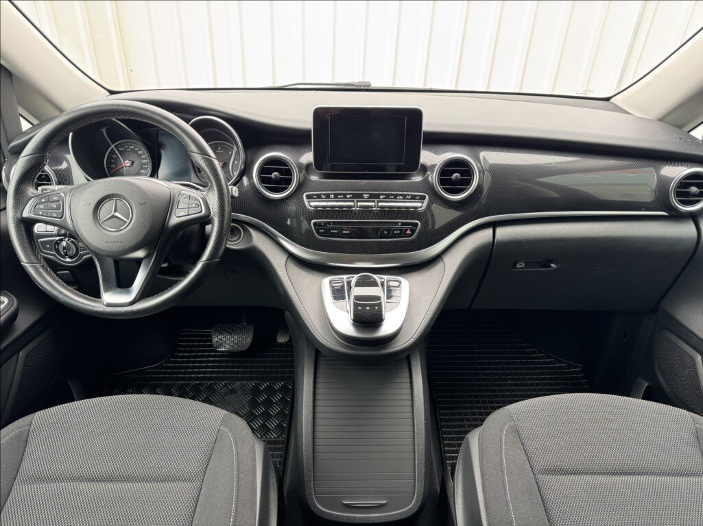 Mercedes-Benz Třídy V Kombi 2,1 l 120 kw