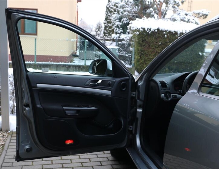 Škoda Octavia Kombi 1,6 l 77 kw