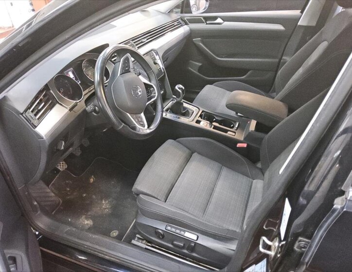 Volkswagen Passat Kombi 2,0 l 110 kw