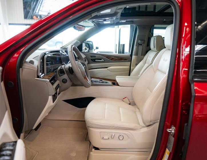 Cadillac Escalade 17