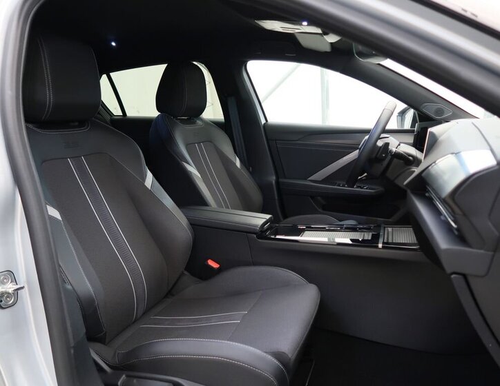 Opel Astra Hatchback 1,2 l 96 kw