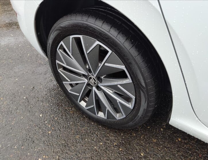 Škoda Scala Hatchback 999,0 66 kw