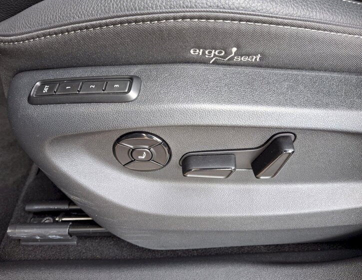 Škoda Kodiaq SUV / Terénní 1,5 l 150 kw