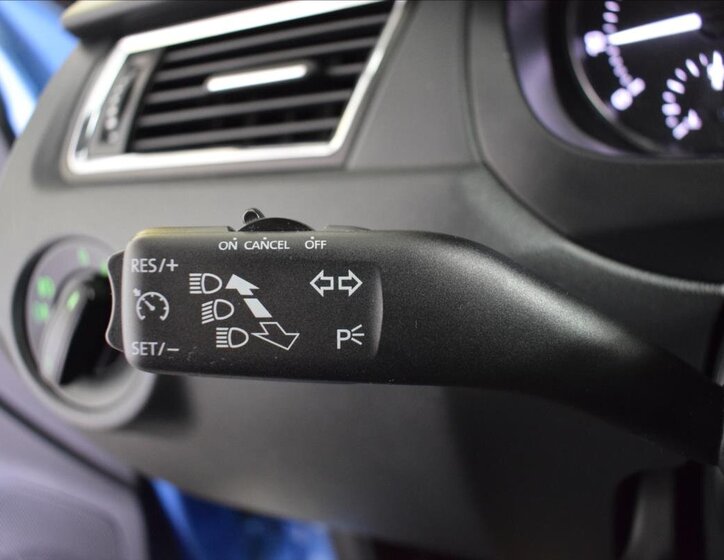 Škoda Rapid Liftback 1,2 l 77 kw