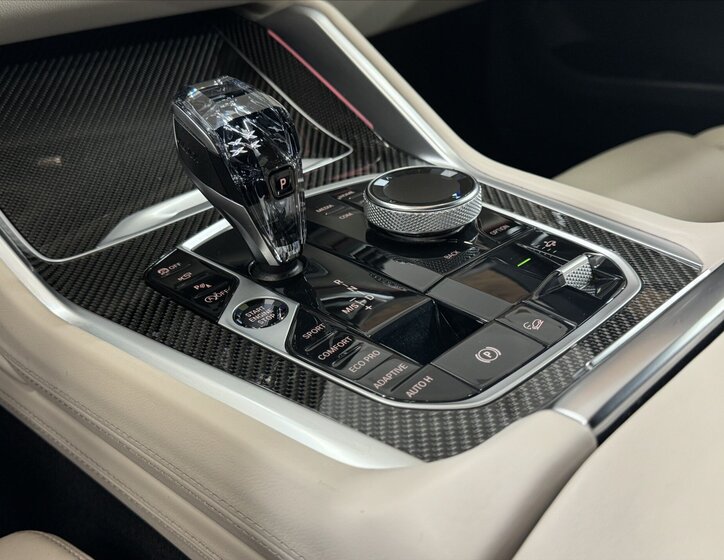 BMW X6 SUV / Terénní 3,0 l 250 kw