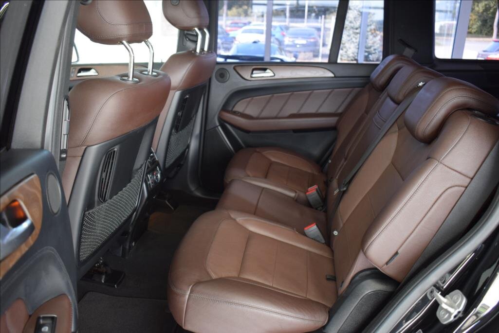 Mercedes-Benz GL SUV 3,0 l 190 kw