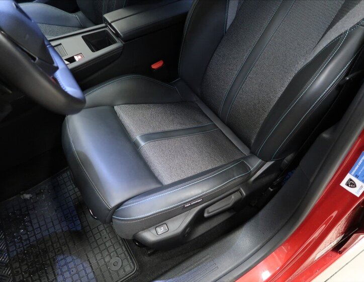 Peugeot 308 Hatchback 1,2 l 96 kw