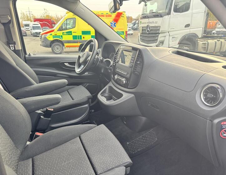 Mercedes-Benz Vito 13