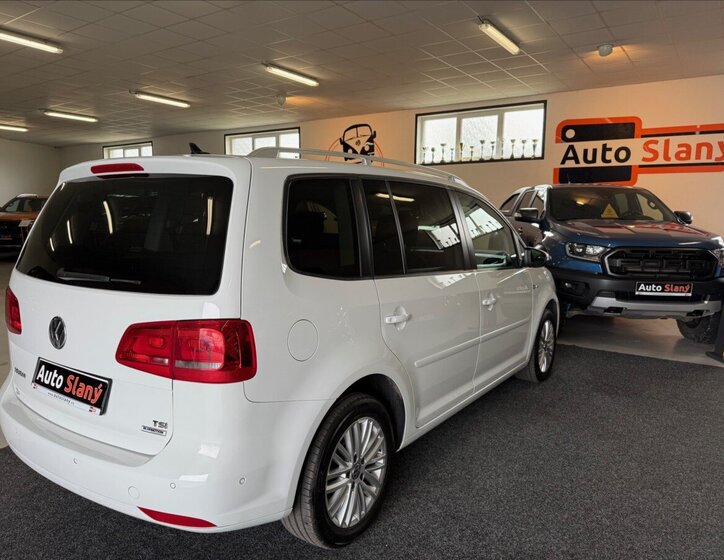 Volkswagen Touran Kombi 1,2 l 77 kw