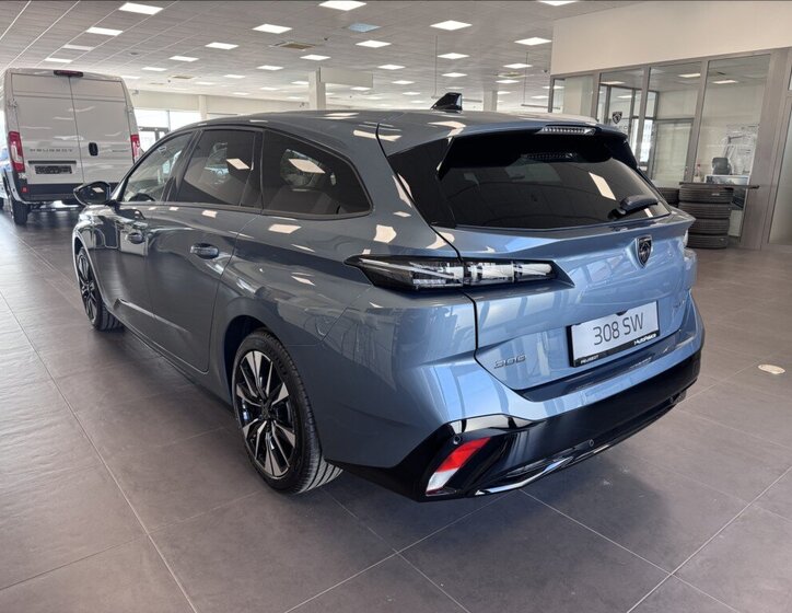 Peugeot 308 Kombi 1,2 l 100 kw