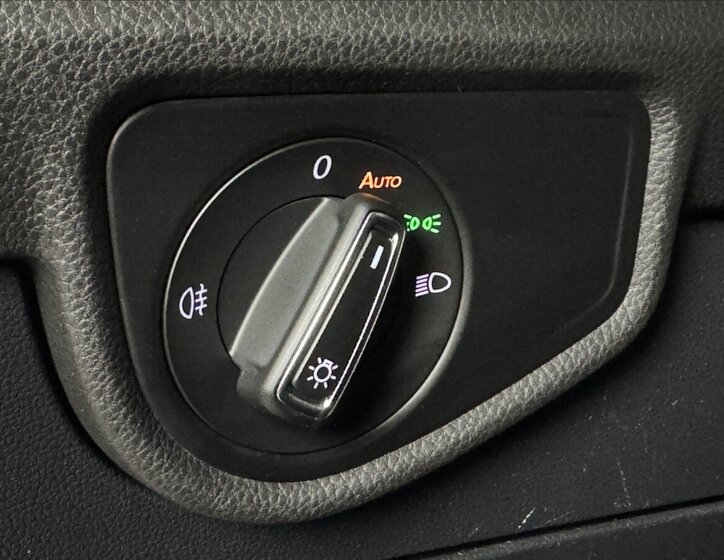 Volkswagen Touran MPV 2,0 l 110 kw