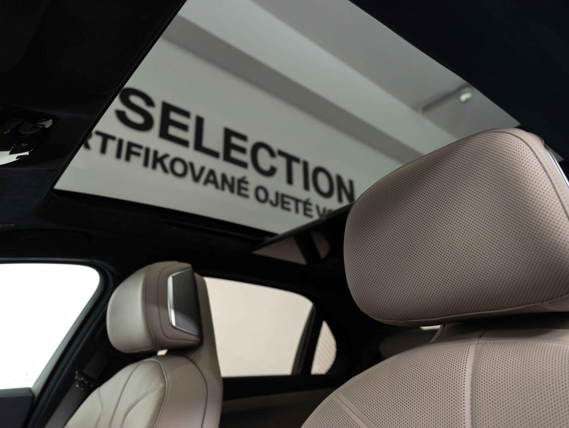 BMW Řada 7 Sedan / Limuzína 3,0 l 220 kw