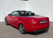 Audi A4 16