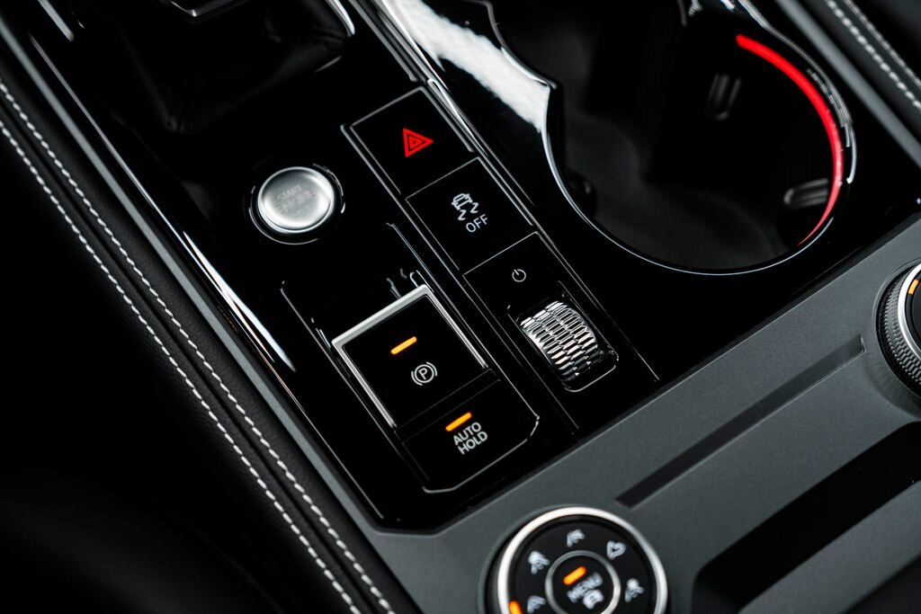 Volkswagen Touareg SUV 3,0 l 210 kw