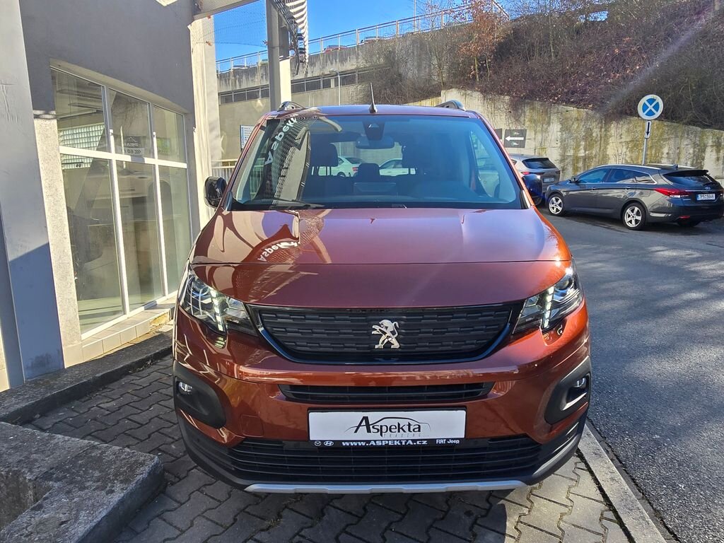 Peugeot Rifter VAN / Minibus 1,2 l 96 kw